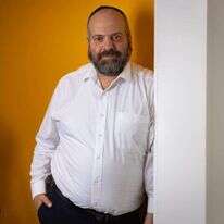 יהודה גרובייס. | אריק סולטן