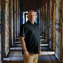 סא"ל במיל' אייל דרור. | אנצ'ו גוש, ג'יני