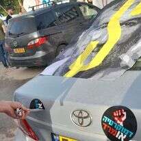 מכוניתו של יו"ר פורום קהלת משה קופל, הבוקר. מתוך דף הפייסבוק של עודד רביבי