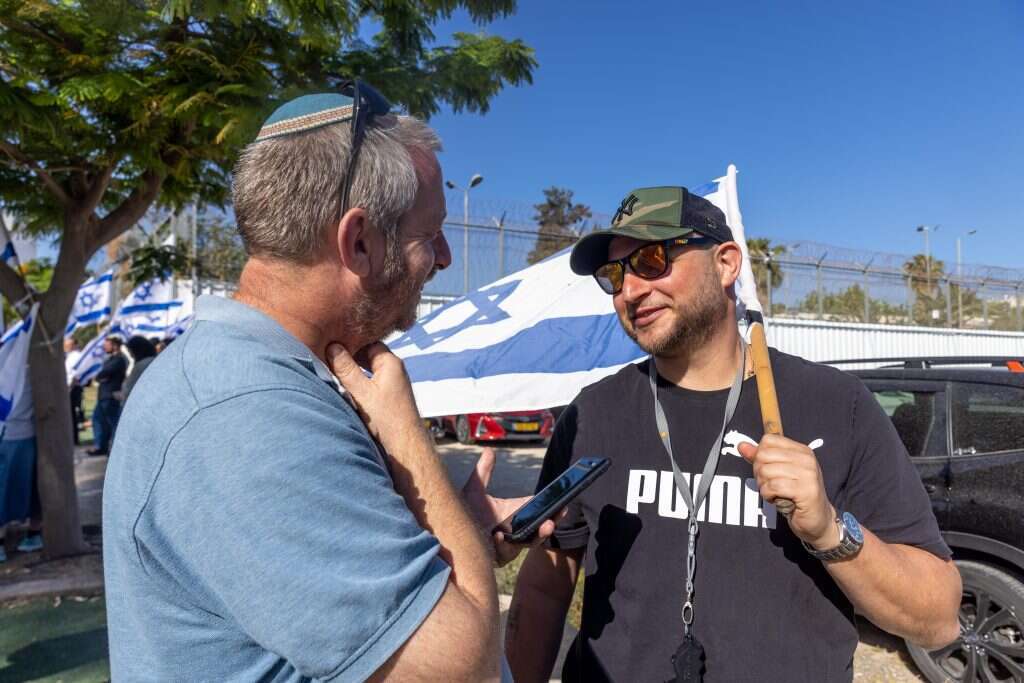 רועי. | יוסי אלוני