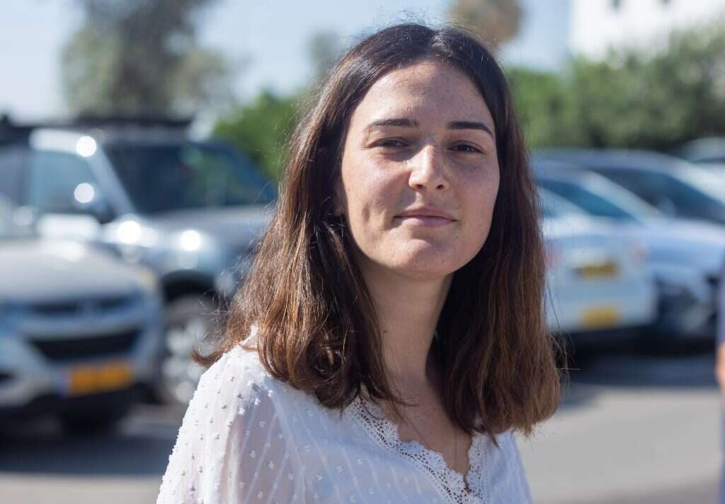 שי. | יוסי אלוני