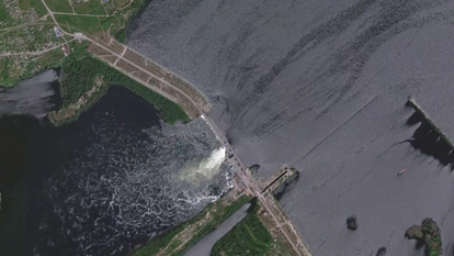 הסכר בנהר הדנייפר שבאוקראינה. | מסך מתוך סרטון רויטרס