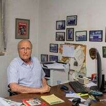 ד"ר אפרים זורוף. | נעמה שטרן