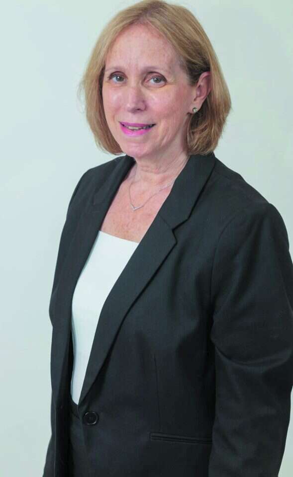 עו"ד יעל דולב. | דודי לזר