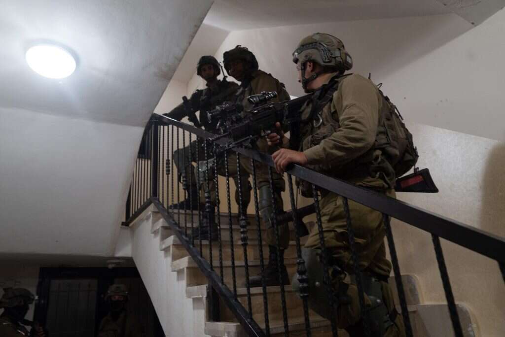 צה"ל בבית המחבל. | דובר צה"ל