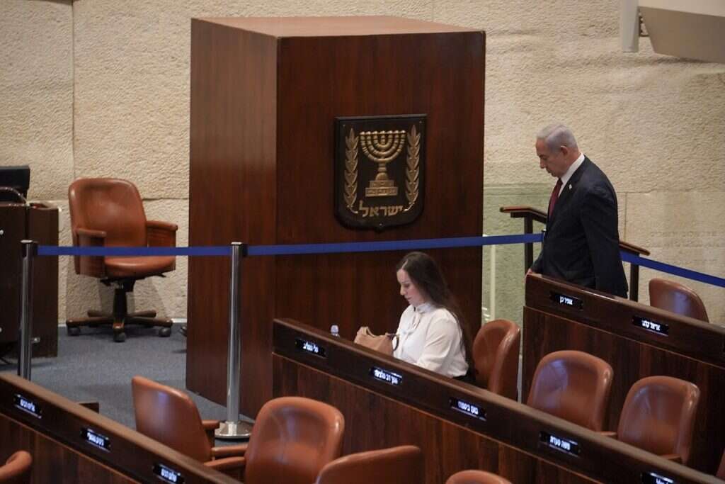 נתניהו וטלי גוטליב בכנסת, בזמן ההצבעה על בחירת נציגי הכנסת לוועדה לבחירת שופטים. | דני שם טוב, דוברות הכנסת