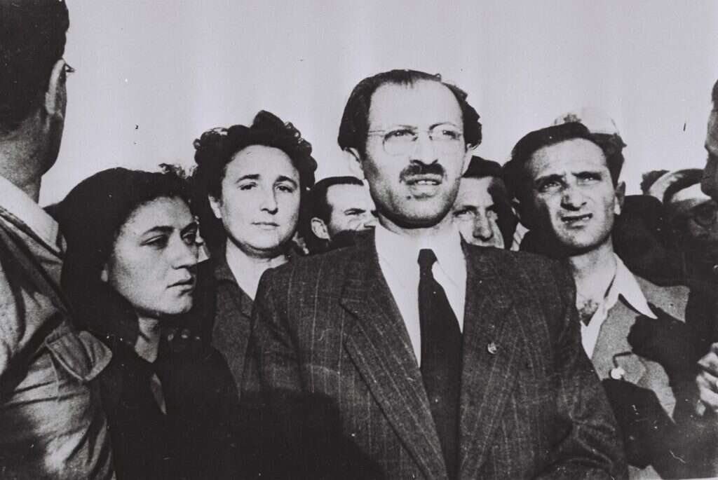 "הריני משוכנע כי עמדתי הייתה מוצדקת". בגין באזכרה, שנה לאחר הטבעת האלטלנה. | לע"מ