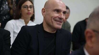 אפי נוה. | יהונתן שאול