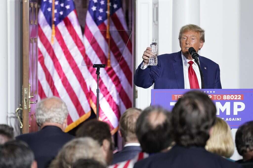 טראמפ נואם לאחר צאתו מבית המשפט. | איי.פי טראמפ נואם לאחר צאתו מבית המשפט. | איי.פי