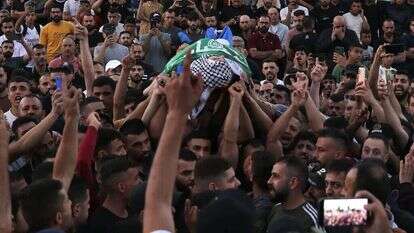 הלוויתו של המחבל חאלד צבאח. | EPA