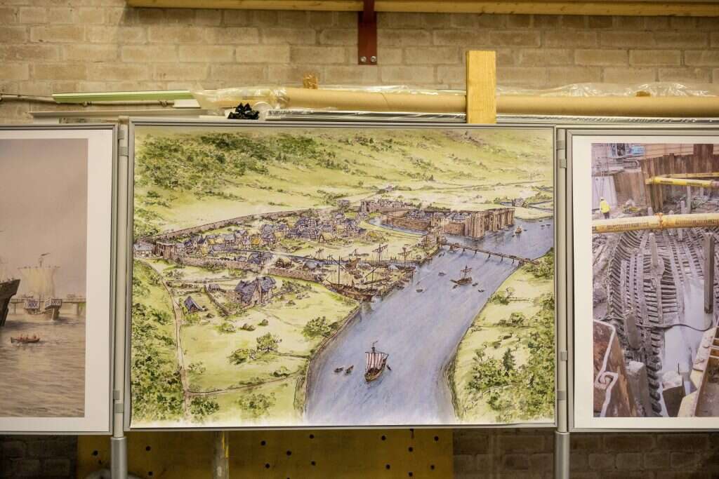 האונייה שקעה בבוץ על הגדה. איור הנהר אוסק בימי הביניים. | סיימון בריי, הוושינגטון פוסט