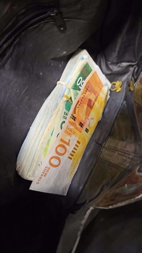 כספים במזומן, ארכיון. | דוברות המשטרה