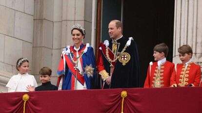הנסיך ויליאם, הנסיכה קייט וילדיהם. | Daniel LEAL AFP