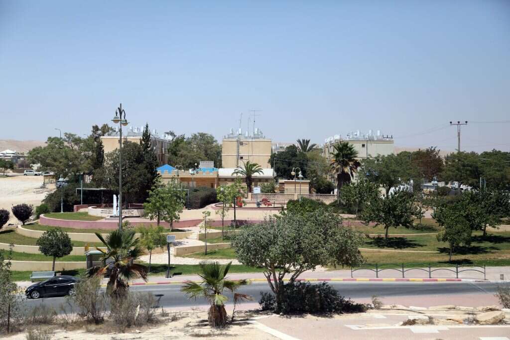 רואים בעיניים את חזון "הזקן" מתגשם. ירוחם. | גדעון מרקוביץ