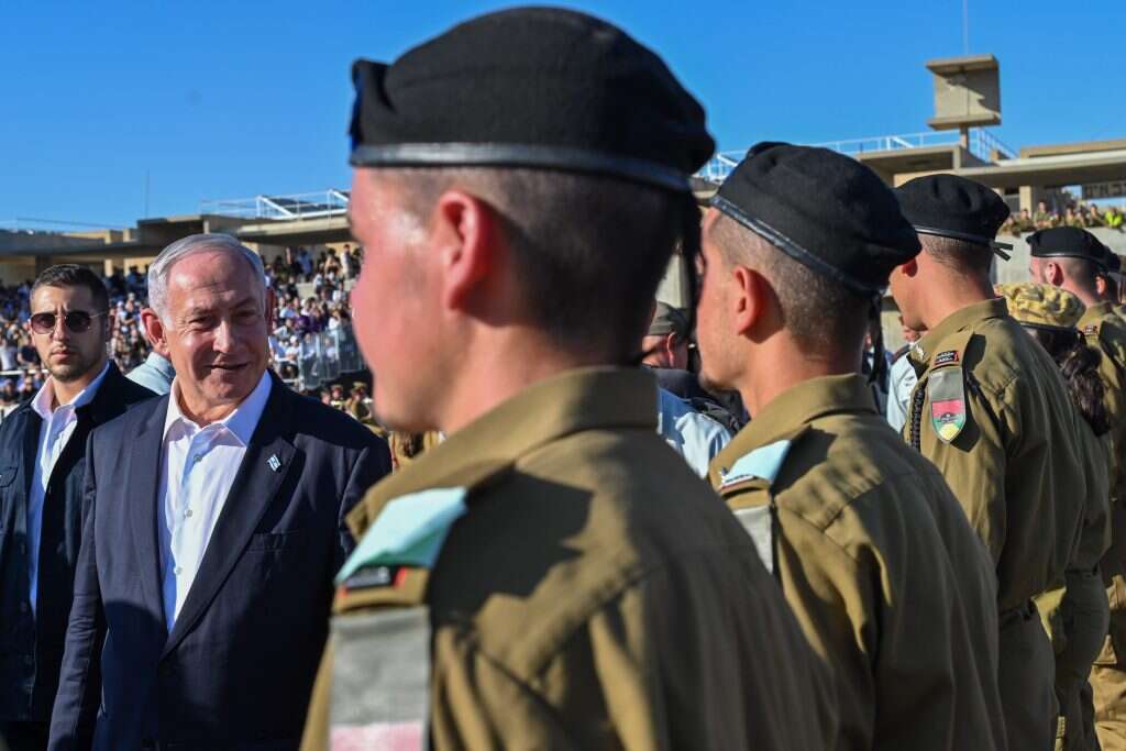 ראש הממשלה בנימין נתניהו בטקס סיום קורס קצינים בבה"ד 1. | קובי גדעון, לע"מ
