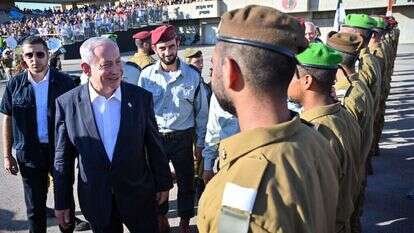 ראש הממשלה בנימין נתניהו בטקס סיום קורס קצינים בבה"ד 1. | קובי גדעון, לע"מ