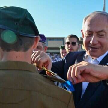ראש הממשלה בנימין נתניהו בטקס סיום קורס קצינים בבה"ד 1. | קובי גדעון, לע"מ