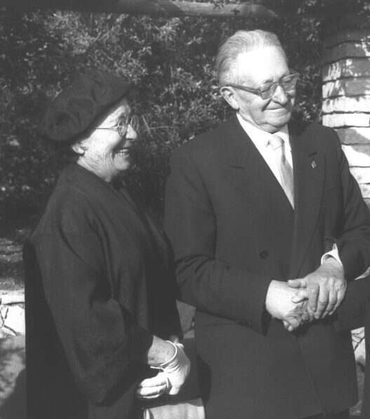 זוג חזק. יצחק בן-צבי ורחל ינאית. | פרידן משה, לע"מ