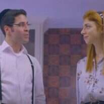 מסך מתוך הסדרה שבאביניקים