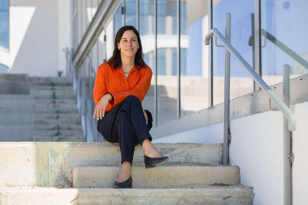 שירה אוחנה. | לירון מולדובן