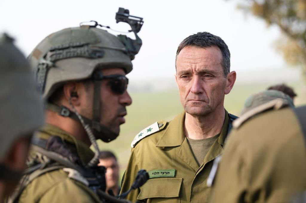 הרמטכ"ל רא"ל הרצי הלוי. | דובר צה"ל הרמטכ"ל רא"ל הרצי הלוי. | דובר צה"ל