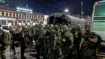 חיילי כוח וגנר בעיר רוסטוב, בשבוע שעבר. | אי.פי.איי