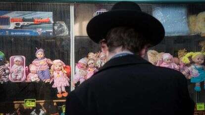 נתי שוחט, פלאש 90