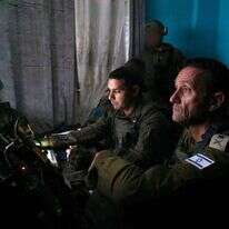 הרצי הלוי בג'נין בזמן מבצע "בית וגן", מאחרויו מח"ט מנשה, אל"מ אריק מויאל . | דו"צ