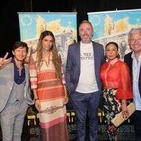 כוכבי הילולה. | רפי דלויה