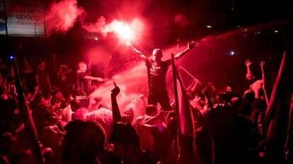 מתפרעים חוסמים את נתיבי איילון בהפגנה נגד הממשלה. | מרים אלסטר פלאש 90