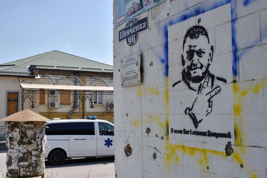 גיבור לאומי. גרפיטי תמיכה בזלוז'ני. | גטי אימג'ס