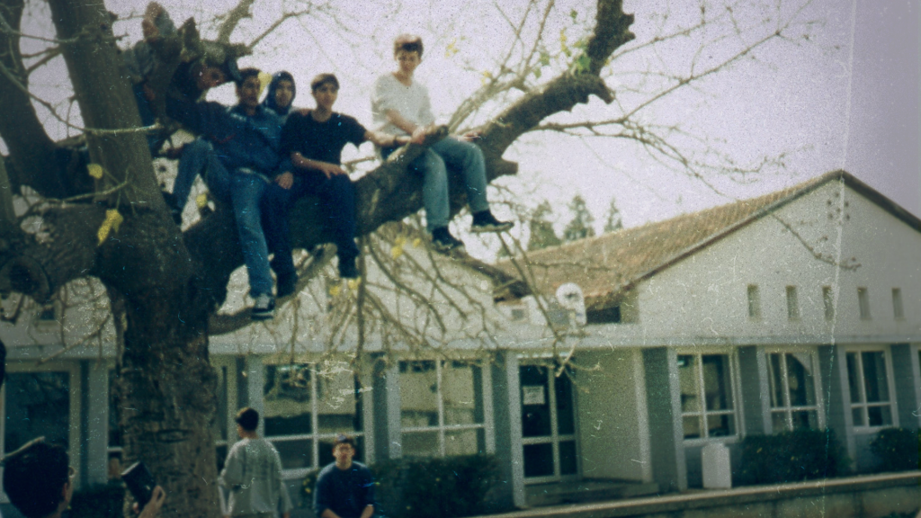 "היחסים בין ההנהלה לוועד התלמידים היו דומים ליחסי הממשלה וההסתדרות". מתוך הסרט "המדרשייה". | מתוך "המדרשייה", באדיבות כאן 11 "היחסים בין ההנהלה לוועד התלמידים היו דומים ליחסי הממשלה וההסתדרות". מתוך הסרט "המדרשייה". | מתוך "המדרשייה", באדיבות כאן 11