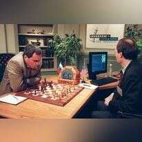 אלוף העולם בשחמט גארי קספרוב במשחק מול המחשב "כחול עמוק", 1997. | איי.פי