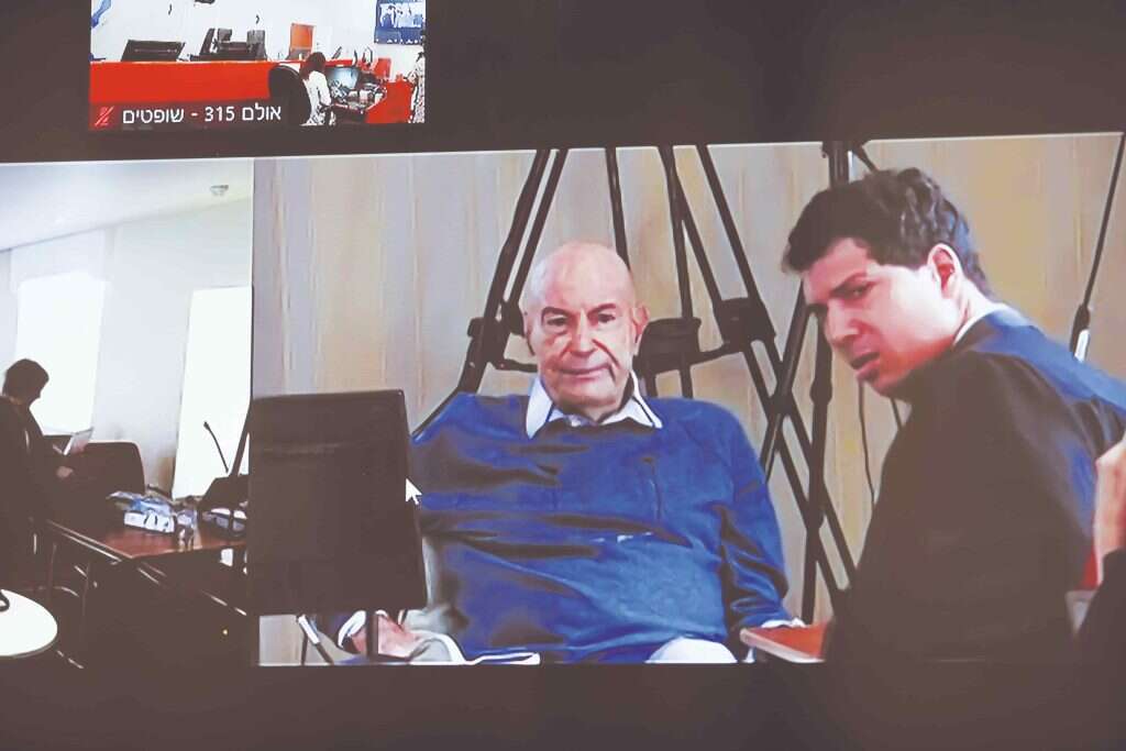 מילצ'ן בעדותו. | אלכס קולומויסקי