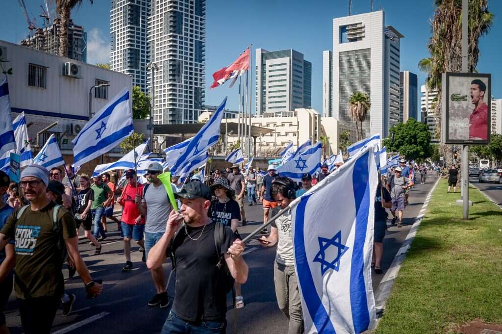 מפגינים בתל אביב. | אבשלום ששוני, פלאש 90