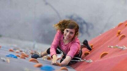 נעמה שטראוסמן. | לירון מולדובן