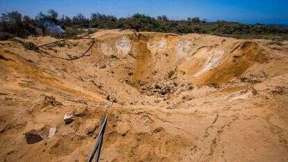 המכתש שנוצר במקום הפיצוץ. | פלאש 90