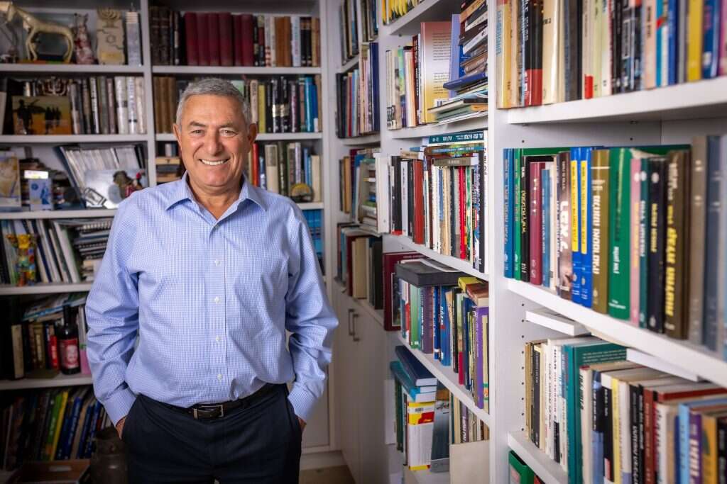 דורון אלמוג. | אריק סולטן