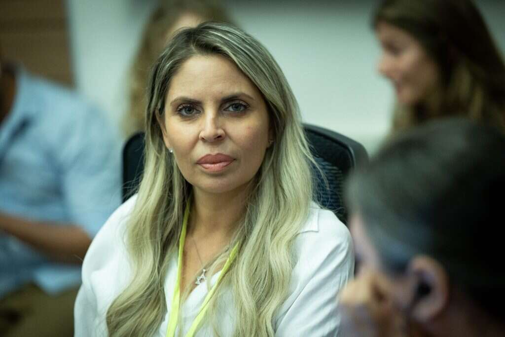 שני אילוז. | יונתן זינדל, פלאש 90