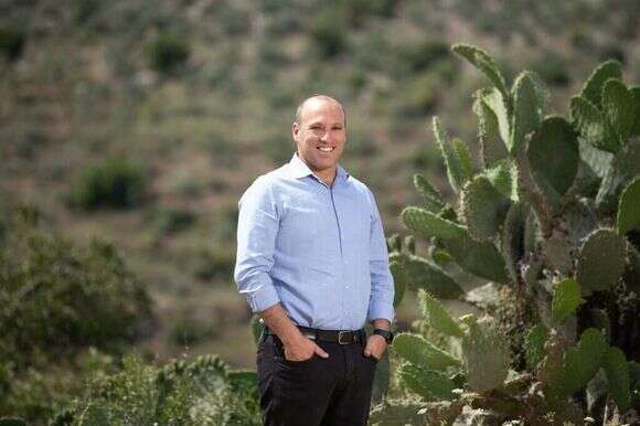 יגאל ברנד. | שריה דיאמונט