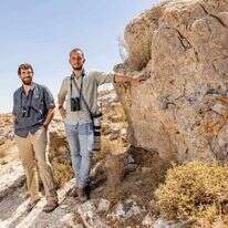 "אם נמשיך במלחמה הזאת ונקים עוד חוות, ומנגד הערבים ימשיכו לבנות עוד ועוד – כולנו נפסיד". אוהד בנימיני ויותם בשן. | נעמה שטרן