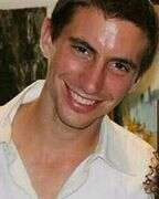 באדיבות המשפחה