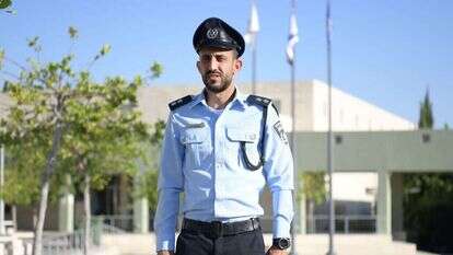 נביל שנאן בטקס סיום קורס הקצינים של משטרת ישראל. | דוברות המשטרה