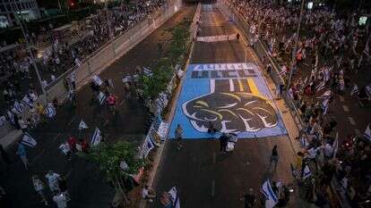 מתפרעים חוסמים את איילון, מוצ"ש 22.7. | מרים אלסטר, פלאש 90