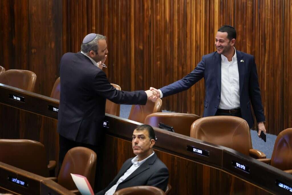 ח"כ אוהד טל ממפלגת הציונות הדתית וח"כ גלעד קריב ממפלגת העבודה. | נועם מושקוביץ, דוברות הכנסת