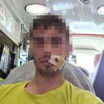 בחור הישיבה שהותקף. | חוננו