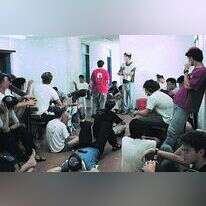 ניתוק מקסימלי מהחוץ והשפעה אפסית של ההורים. מתוך הסרט "המדרשיה"