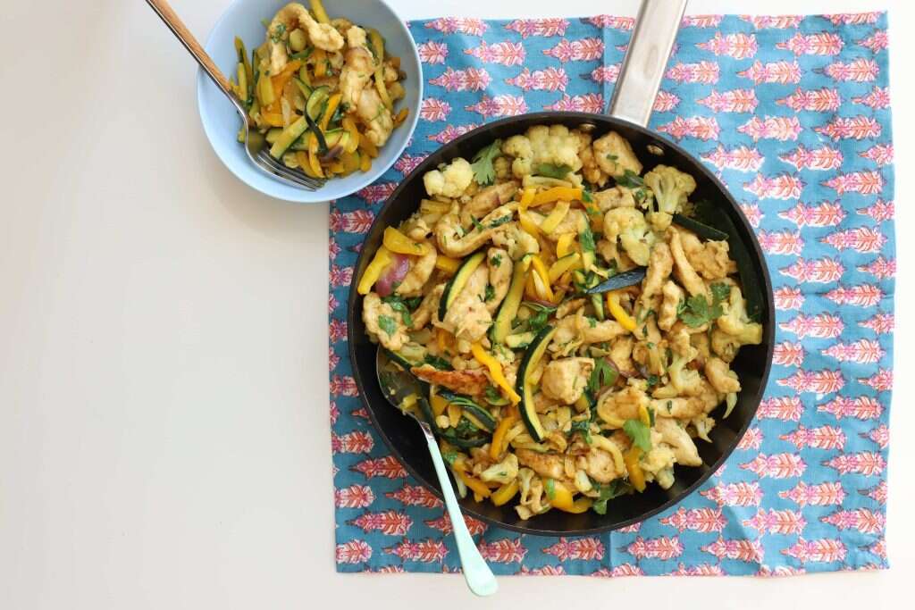 מוקפץ עוף בקארי. | אפרת ליכטנשטט מוקפץ עוף בקארי. | אפרת ליכטנשטט