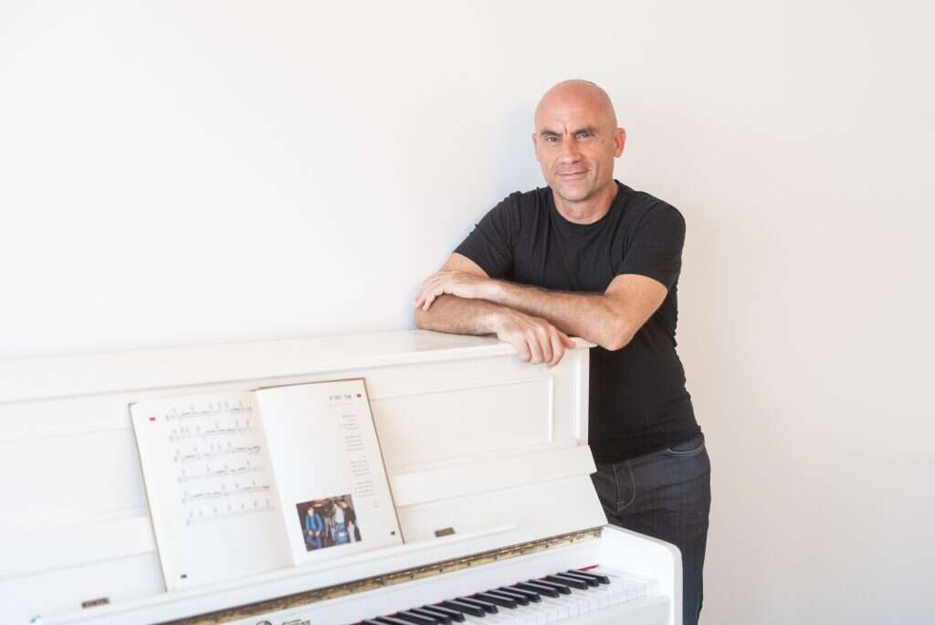 יורם לוי. | אביטל הירש