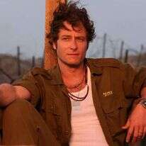 מיכאל אלוני בתפקיד ד"ר נחום ורבין. | דני שוורצמן מיכאל אלוני בתפקיד ד"ר נחום ורבין. | דני שוורצמן